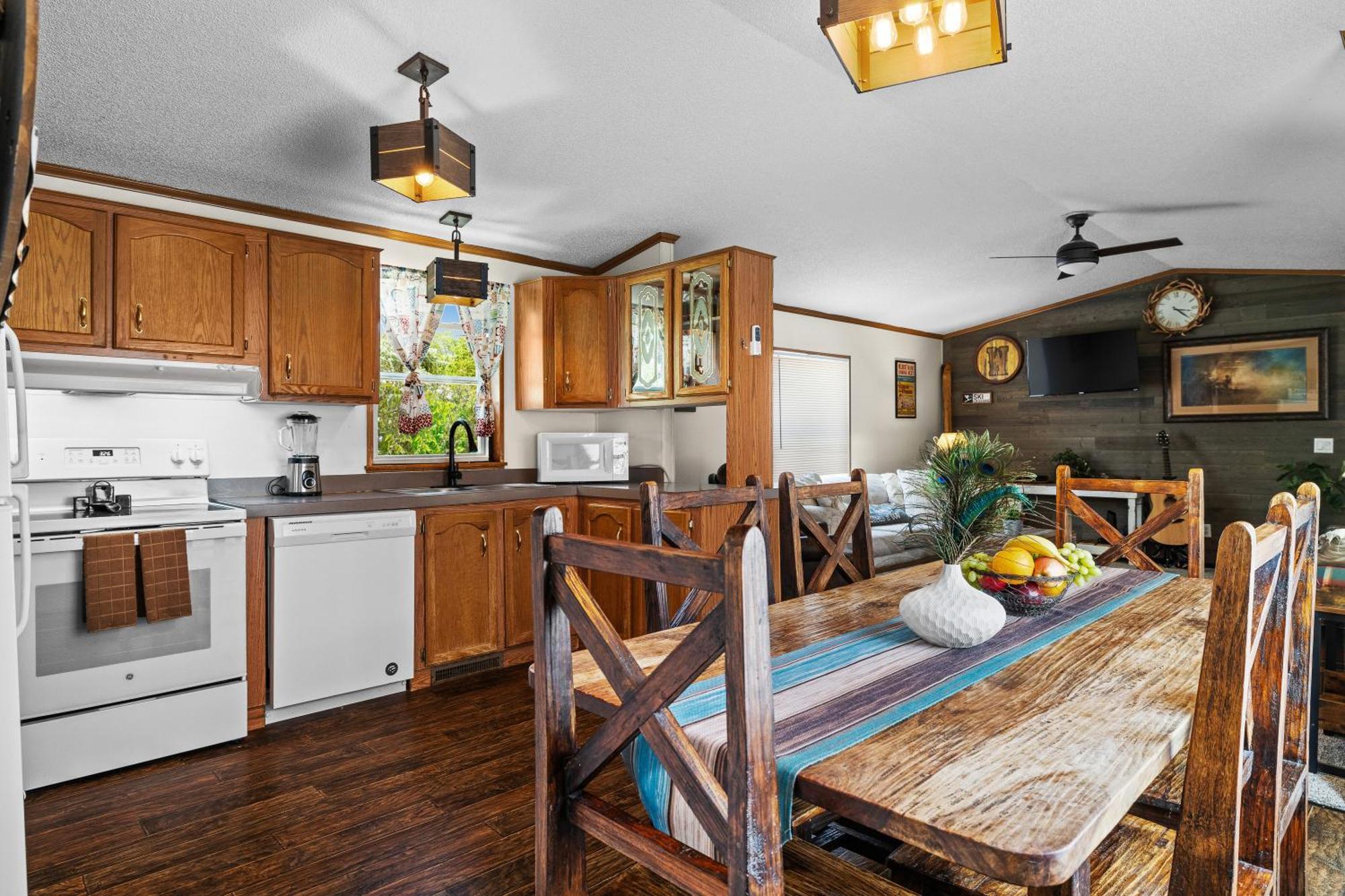 Let'S Go ! Fisherman, Families, Pools One Minute From Your Door, Comfort, Location Perfect, Amenity-Rich, Pup Friendly, Discover An Exceptional Wyoming Stay, Thermopolis River Walk Home At Hot Springs State Park, 'Where Families And Fisherman Stay' 외부 사진